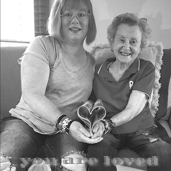 Meet your Posher, Danielle - Picture 4 of 10